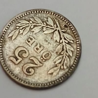 World Coin & Currency Assortment – Sweden, Europe, Canada