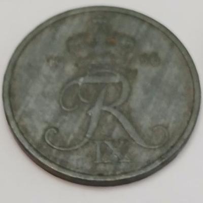 World Coin & Currency Assortment – Sweden, Europe, Canada