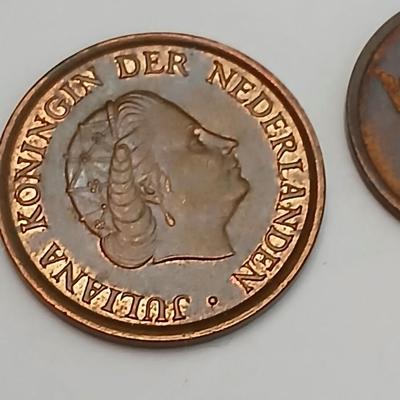 World Coin & Currency Assortment – Sweden, Europe, Canada