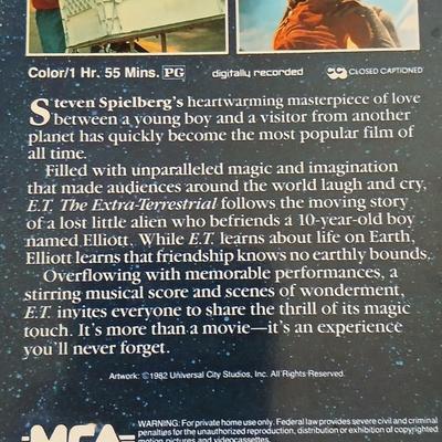 1982 E.T. Plush by Showtime + VHS Lot – Classic Spielberg Collectible