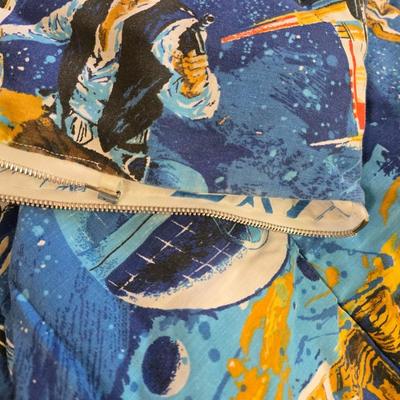 Vintage Star Wars Lot – Empire Strikes Back LP & Sleeping Bag