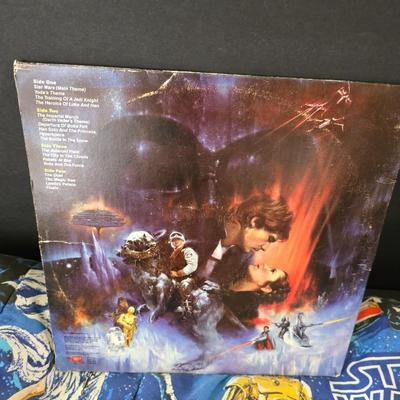 Vintage Star Wars Lot – Empire Strikes Back LP & Sleeping Bag