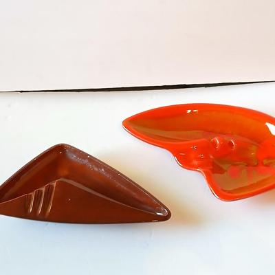 Mid-Century Modern Ceramic Ashtrays – Retro Abstract Pair