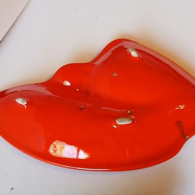 Mid-Century Modern Ceramic Ashtrays – Retro Abstract Pair