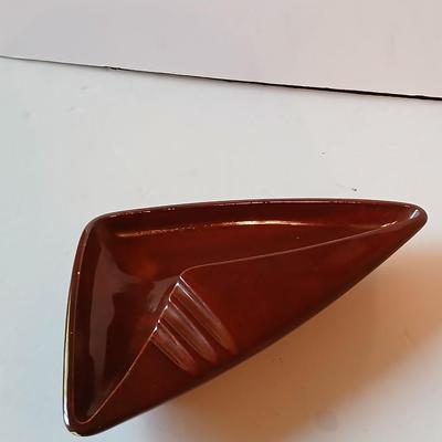 Mid-Century Modern Ceramic Ashtrays – Retro Abstract Pair