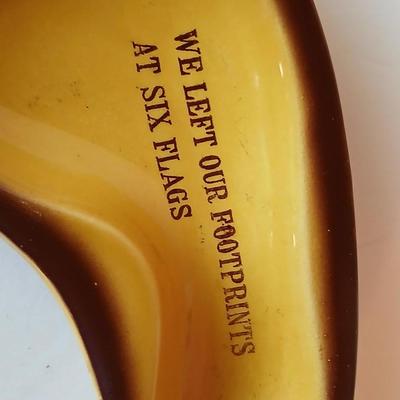 Vintage California & Six Flags Ceramic Trinket Dishes – Set of 2