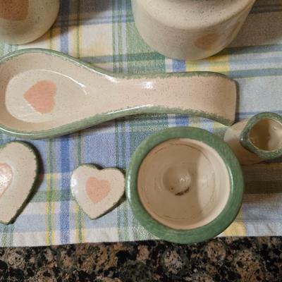 Vintage Country Heart Stoneware Kitchen Accessory Set – 15+ Pieces