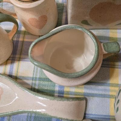 Vintage Country Heart Stoneware Kitchen Accessory Set – 15+ Pieces