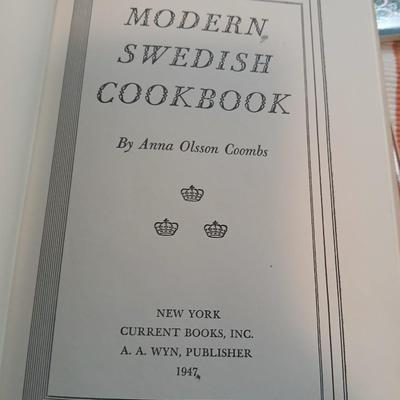 Charming Scandinavian Kitchen Decor Lot – Swedish Cookbook, Tiles, Linens & More