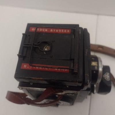 Vintage Yoshica Mat Medium Format Twin Lense Camera with Strap