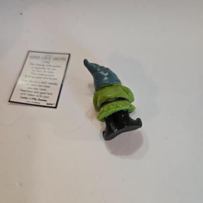 Whimsical Gnome Decor Trio – Light-Up Flower Lamp, Garden Gnome & Mini Good Luck Gnome
