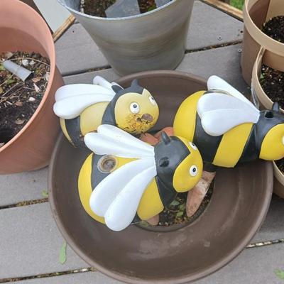 Outdoor Planter & Garden Accessory Lot – Pots, & Decor