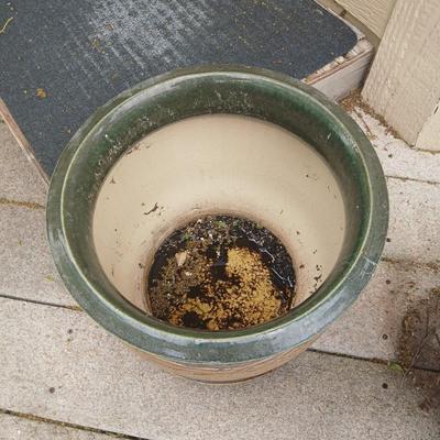 Two Large Outdoor Ceramic Planter Pair – Glazed Garden Pots