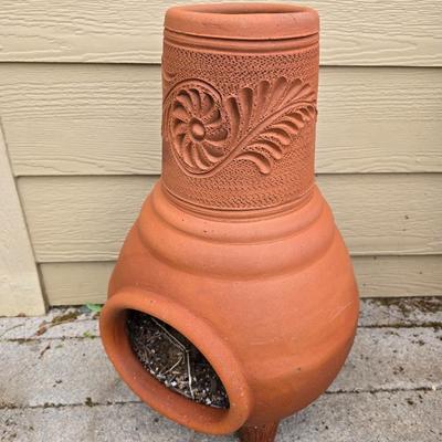 Outdoor Patio Lot – Terracotta Chiminea Planter & Bliss Zero Gravity Recliner