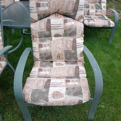 6-Piece Outdoor Patio Set – Glass Top Table & Cushioned Chairs