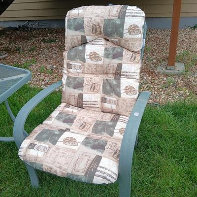 6-Piece Outdoor Patio Set – Glass Top Table & Cushioned Chairs