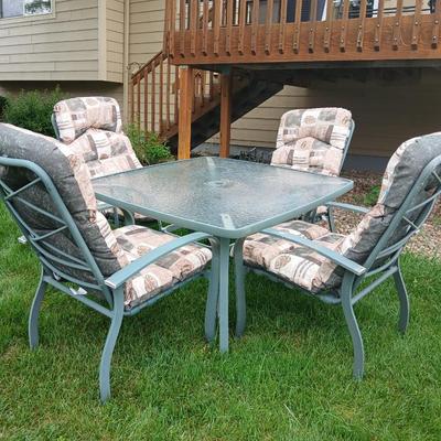 6-Piece Outdoor Patio Set – Glass Top Table & Cushioned Chairs
