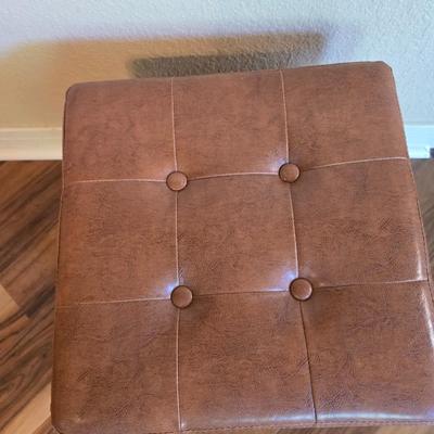 Vintage Faux Leather Tufted Storage Ottoman with Side Pocket – Brown