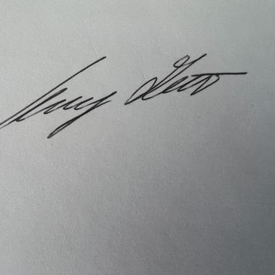 Amy Granderelli original signature