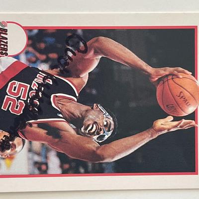 Blazers Buck Williams signed NBA Hoops trading card