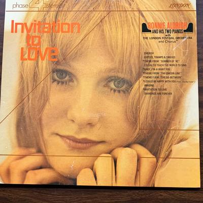 Ronnie Aldrich And His Two Pianos With The London Festival Orchestra And Chorus ‎– Invitation To Love Album