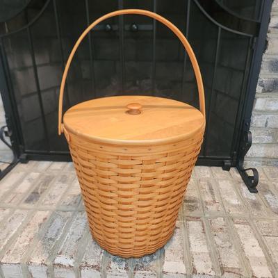 Longaberger Basket w Handle and Lid 14" tall 2001