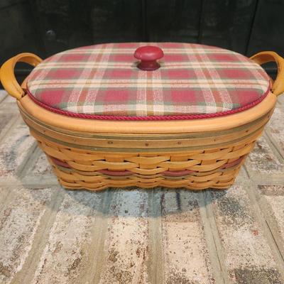 Longaberger Oval Basket w Lid, Plaid Liner , Protector