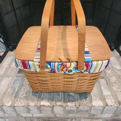 Longaberger Basket Picnic with Liner Protector Tray 2005