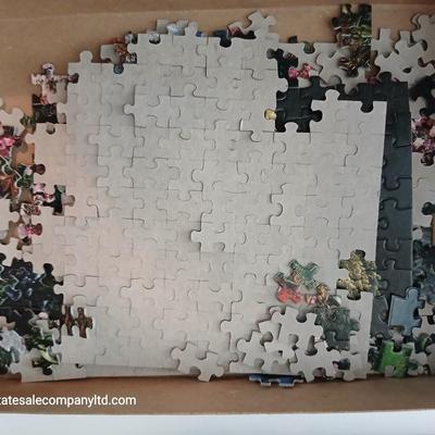 Lot of 8 Assorted Jigsaw Puzzles – 100 to 1000 Pieces - a few still sealed!