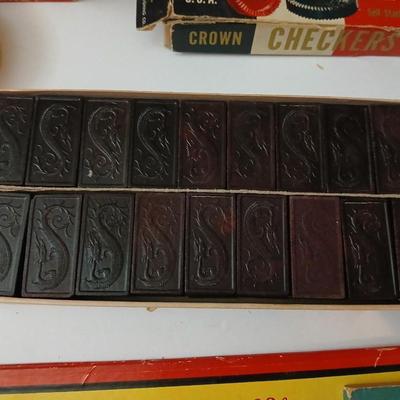 Vintage Games & Puzzles Lot – Dominoes, Bingo, Cribbage & More