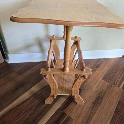 Wood Side Table with Magazine Rack & Woven Shade Table Lamp