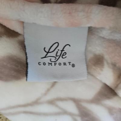 Decorative Pillow Trio & Floral Throw Blanket