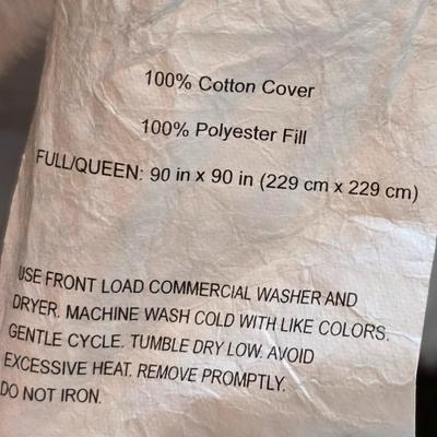 Down Comforter Set – 9 Pieces Queen sized