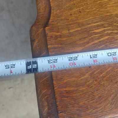 Vintage Oak Turned Leg Accent Table