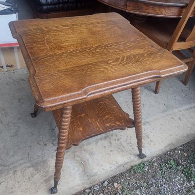 Vintage Oak Turned Leg Accent Table