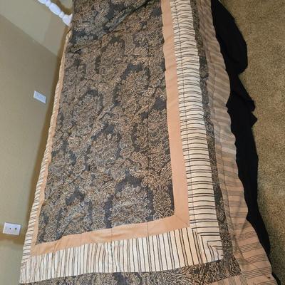 White Wooden Twin Bed with Bedding