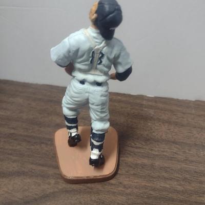 Gartlan Yogi Berra Small No. 1108 Baseball Figurine with Box and COA