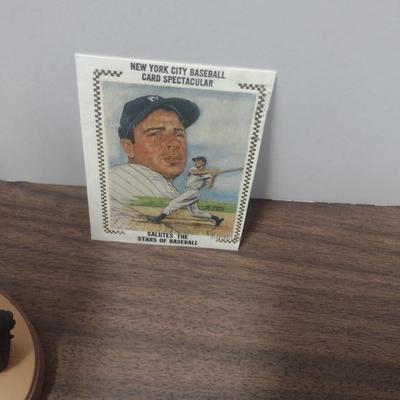 Gartlan Joe DiMaggio No. 1656 Baseball Figurine with Box and COA