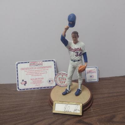 Sports Impressions Nolan Ryan Legend Baseball Figurine with Box and COA