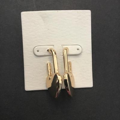 Very nice unique heart shaped safety pin, gold tone earrings