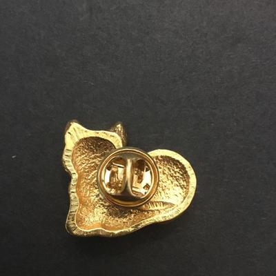 Vintage Avon cat pin