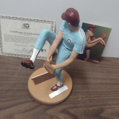 Gartlan Steve Carlton No. 2093 Baseball Figurine with Box and COA