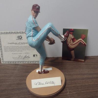 Gartlan Steve Carlton No. 2093 Baseball Figurine with Box and COA