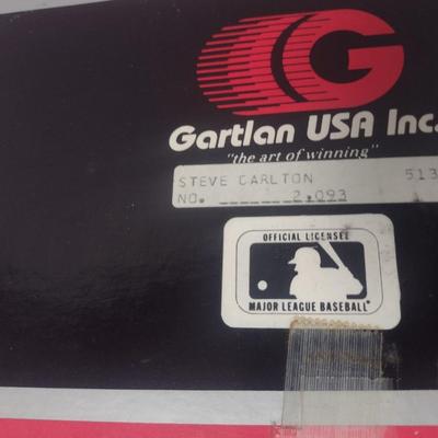 Gartlan Steve Carlton No. 2093 Baseball Figurine with Box and COA