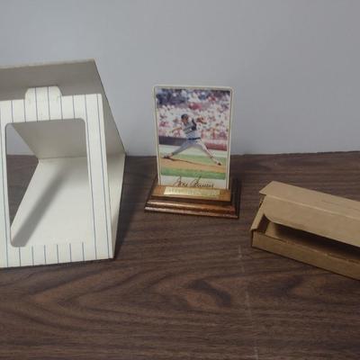 Armstrong Pro Tom Seaver Porcelain Baseball Card 1985 with Wood Base