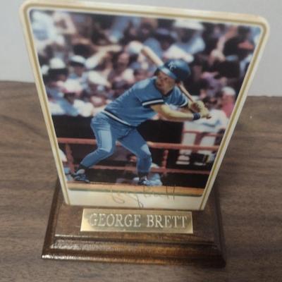 Armstrong Pro George Brett Porcelain Baseball Card 1985 with Wood Base