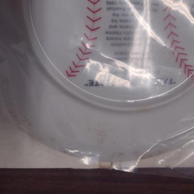 Gartlan Johnny Bench Commemorative Collector's Plate Hall of Fame #233 with Box
