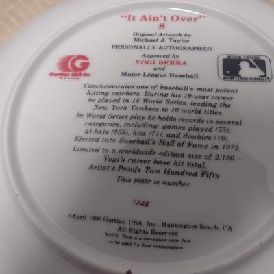 Gartlan Yogi Berra Commemorative Collector's Plate #1328 with Box