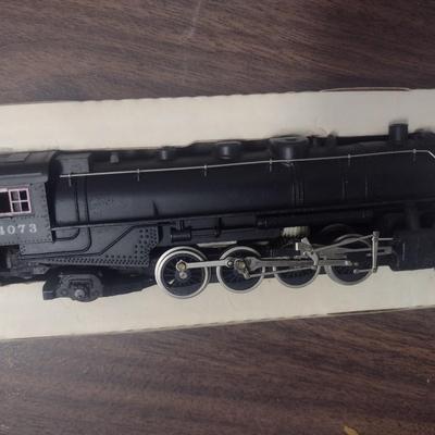 Vintage Tyco Santa Fe Steam Engine with Tender 'Mikado' in Original Box HO Scale