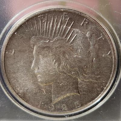 4 Silver Peace Dollars Coins 1922 1923 1924 1925 Lot #452
